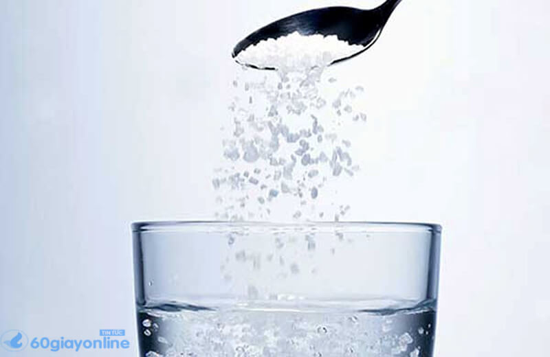 Nước muối giúp giảm cơn ho hiệu quả